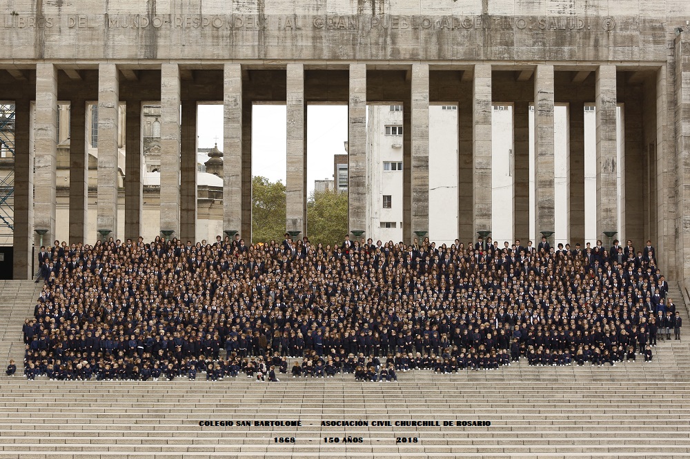 Foto sacada en el Monumento a todo el estudiantado